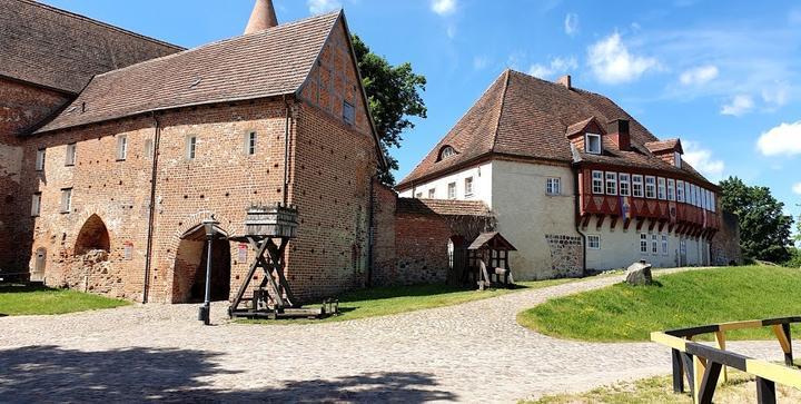 WOLLENBERG Restaurant & Weinladen